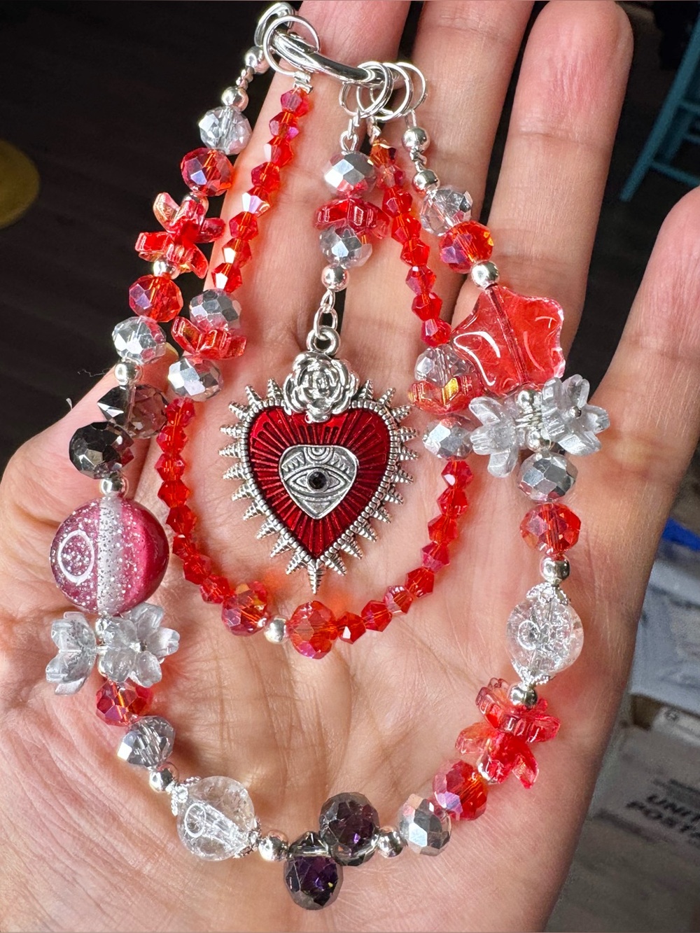 Heart and all-seeing eye pendant bag phone charm key chain